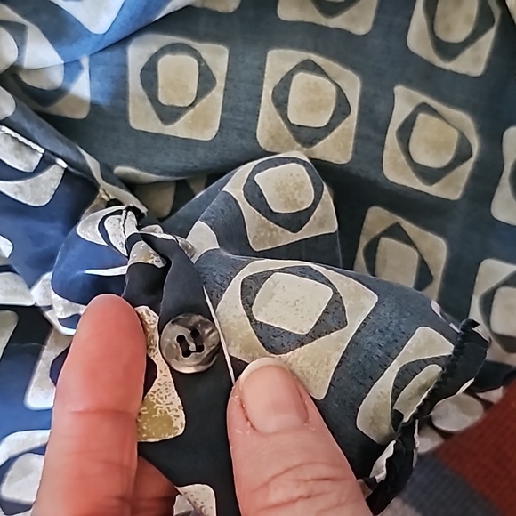 AWESOME SUMMIT SILK BUTTON DOWN SHIRT - Picture 8 of 8